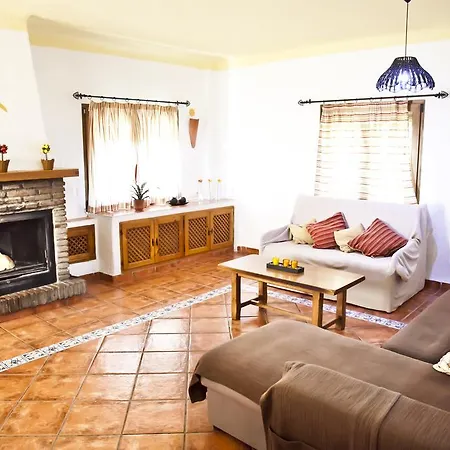 Cortijo Las Melguillas Country house *